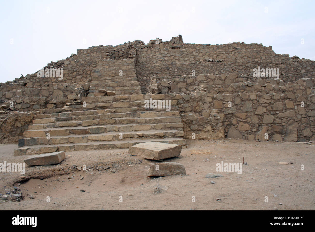 The the Pyramid of La Huanca at the Caral archeological site near Barranca, Peru north of Lima. Stock Photo