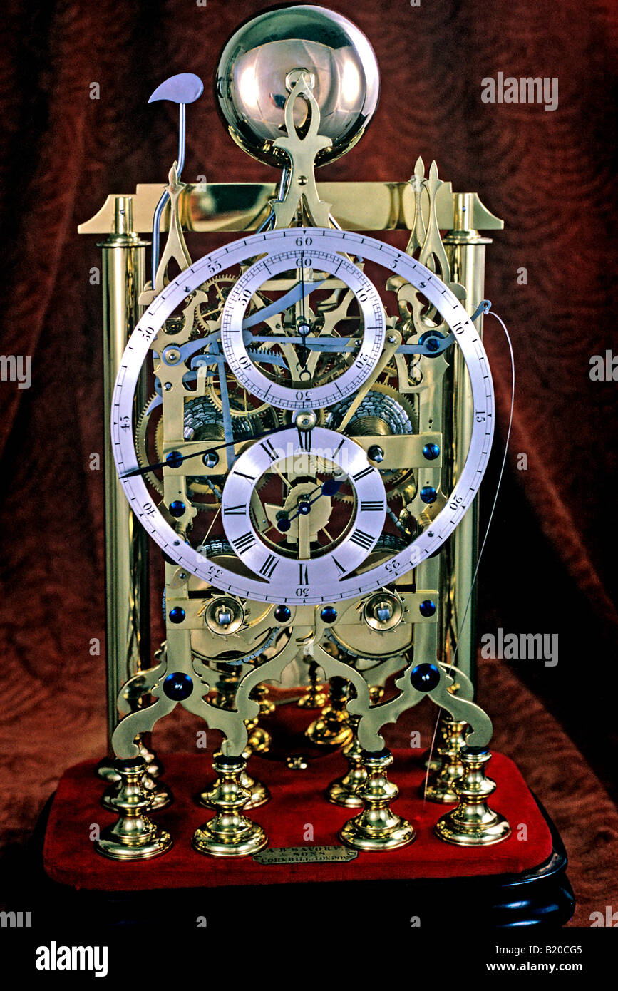 0786 Vintage clock by Savory of London England Stock Photo