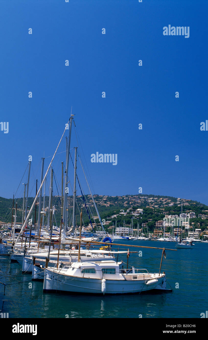 Port andratx sailing boats hires stock photography and images Alamy
