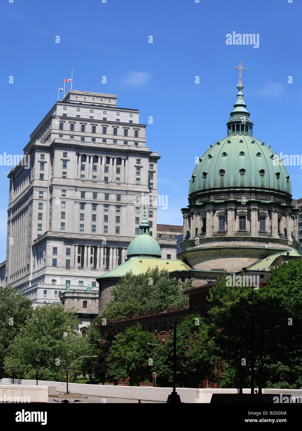 Canada Quebec Montreal Sun Life Building Cathedral Stock Photo - Alamy