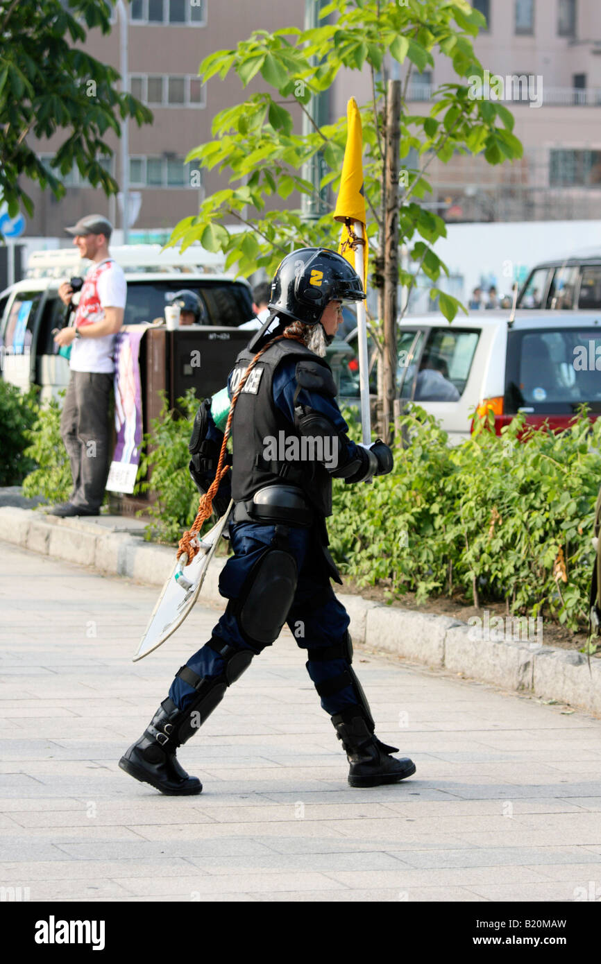 Japanese Police officer in riot gear at the G8 summit in Sapporo. Stock Photo