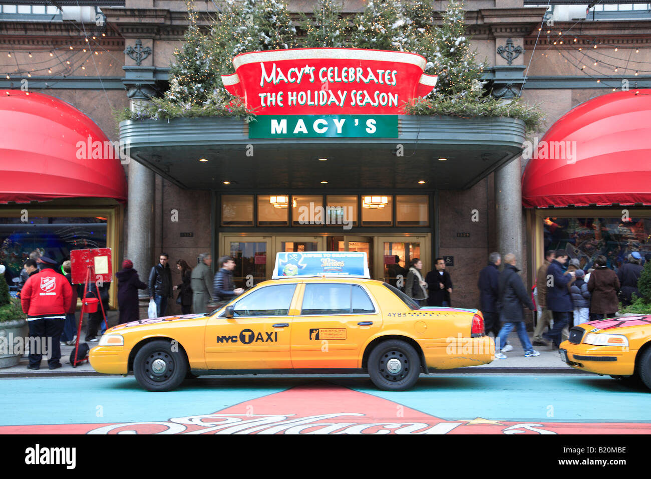 Christmas new york macy hi-res stock photography and images - Alamy