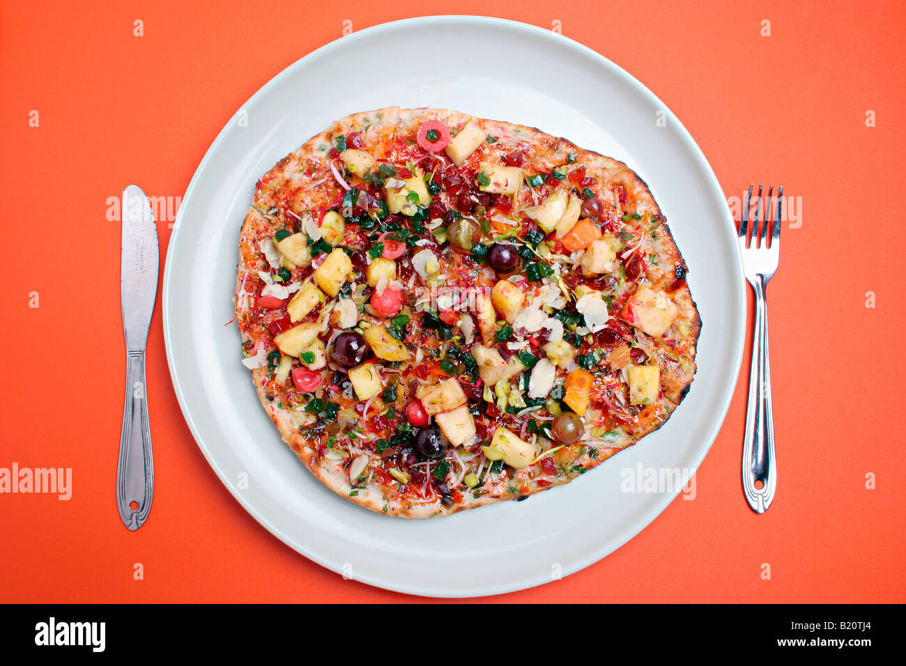 Decorated Masala Roti (Masala Bhakri) placed in a dish Stock Photo - Alamy