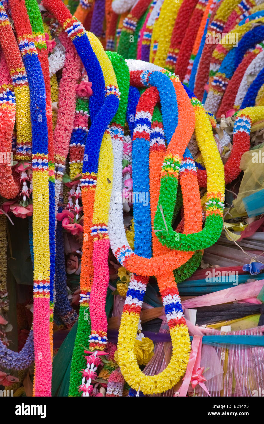 Garland floral offering banyan hires stock photography and images Alamy