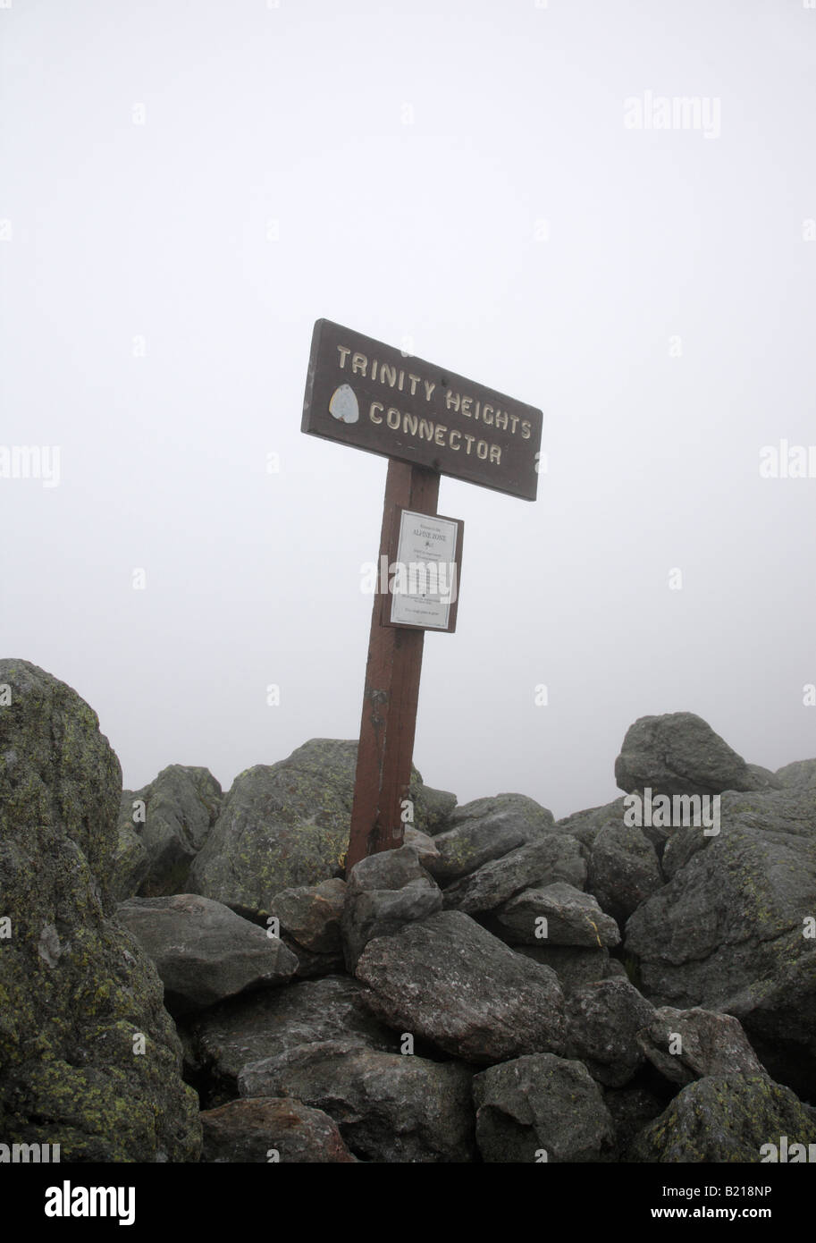 Mount washington observatory wind hi-res stock photography and images ...