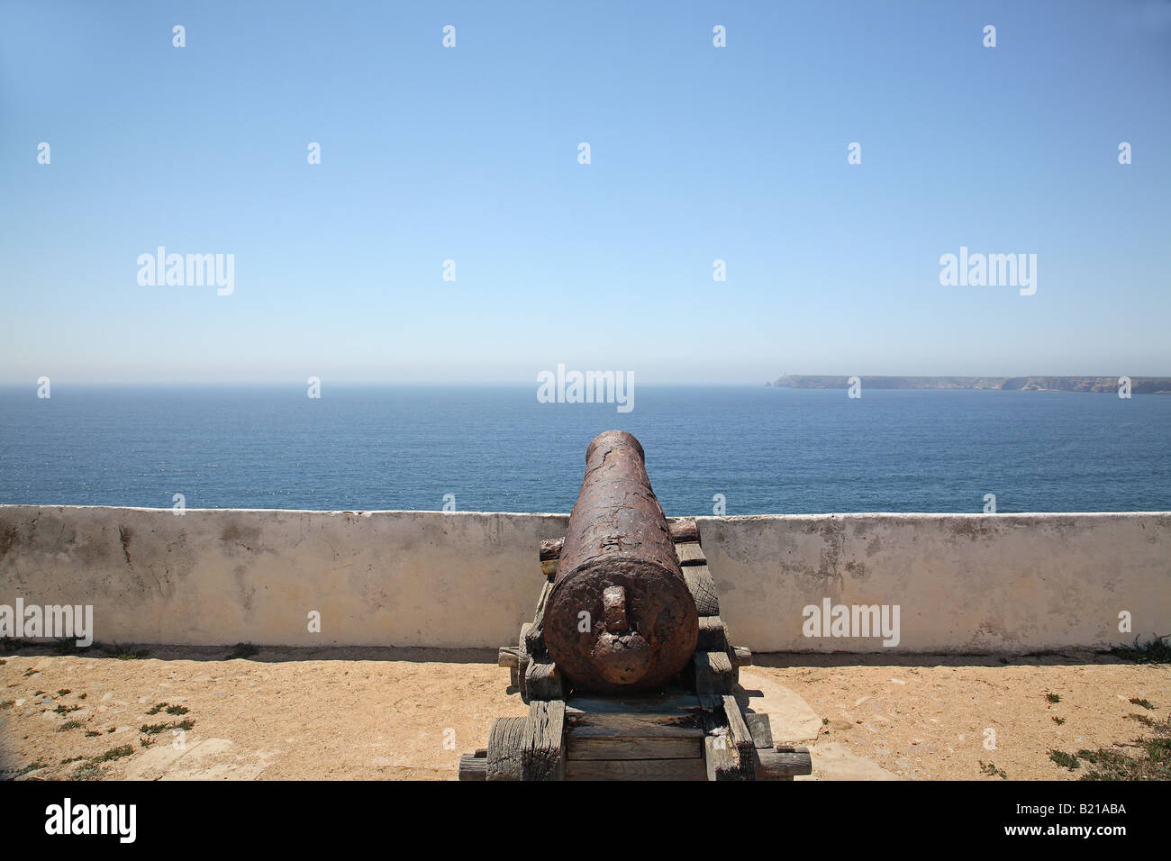 A canon at Fortaleza de Sagres, Sagres, Portugal Stock Photo