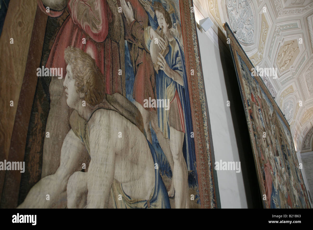 tapestry room, vatican museum, rome Stock Photo Alamy