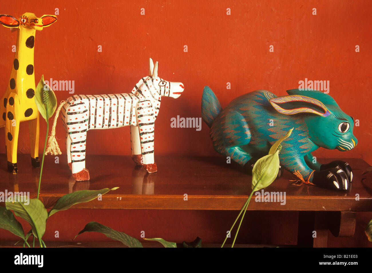 carved wooden animal folk art Milagros Para Ti Gallery Oaxaca Mexico