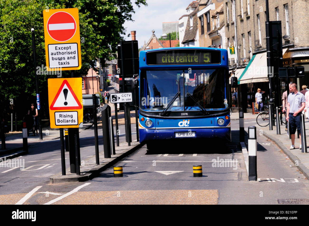 Rising Bollards in Bridge Street, Cambridge, England UK Stock Photo