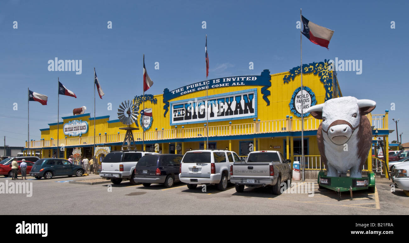 Texas Amarillo The Big Texan Steak Ranch restaurant giant fiberglass Hereford steer Stock Photo