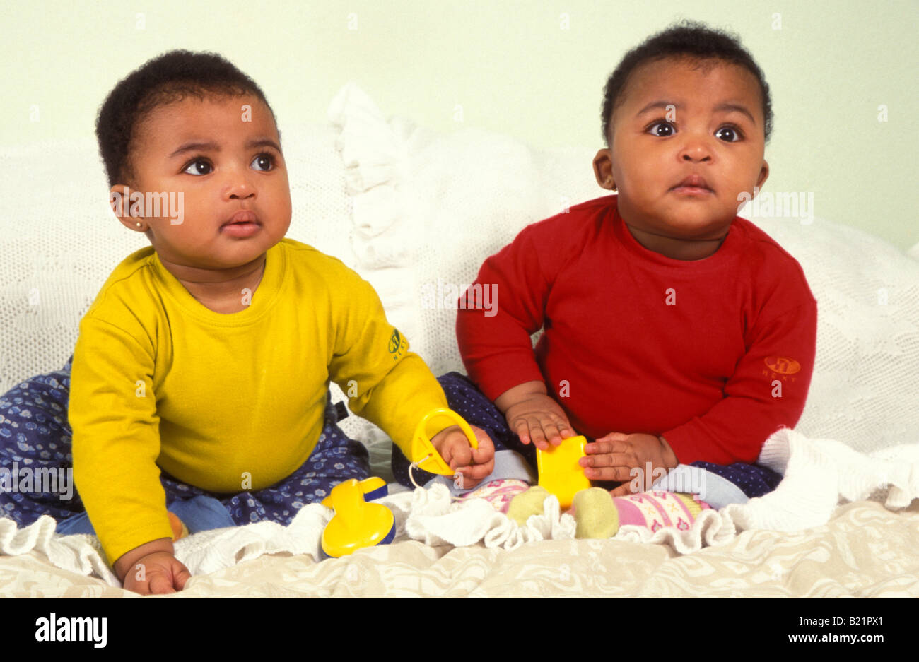 Page 2 Twin Babies And Sister High Resolution Stock Photography And Images Alamy