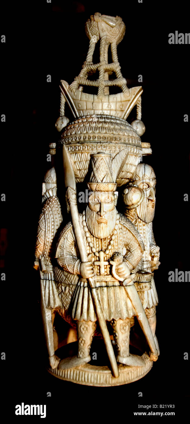 Salt shaker 16th century Culture:  Edo  Africa - West Africa - Nigeria - Ondo - Owo; Africa -  Kingdom of Benin  ivory Stock Photo