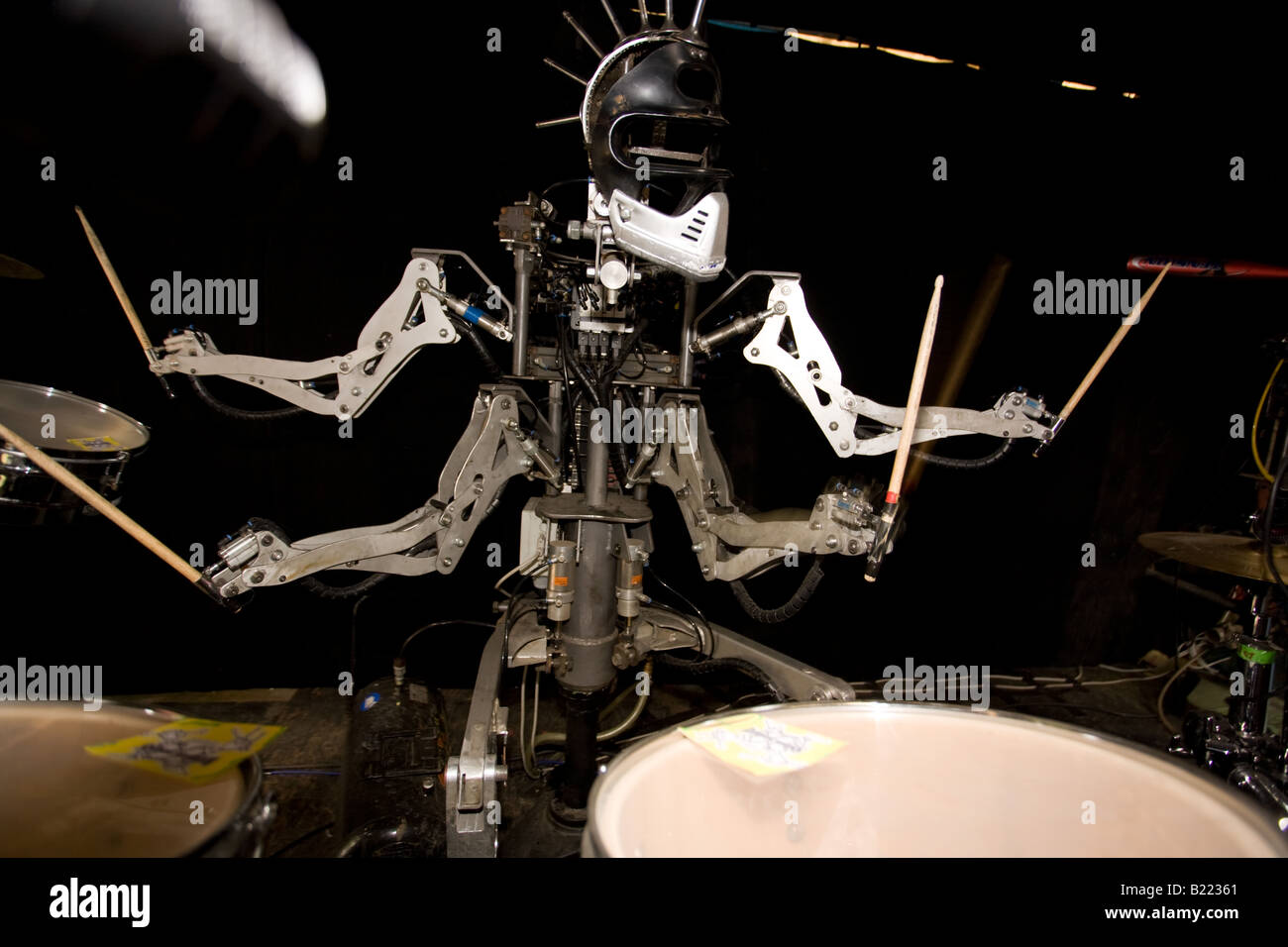 Robot drummer at Trash city, Glastonbury Festival 2008 Stock Photo Alamy