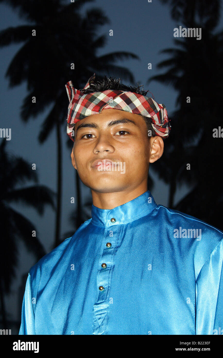 Malay attire male hires stock photography and images Alamy