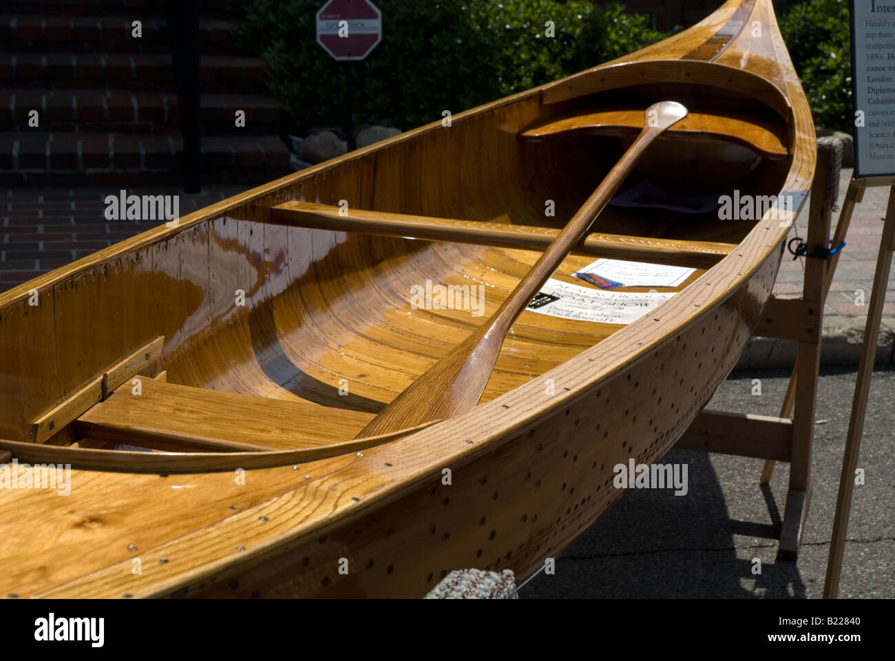 1872 Dan Herald Patent Double Cedar Canoe the Herald at annual Historic Apalachicola Antique and Classic Boat Show Stock Photo