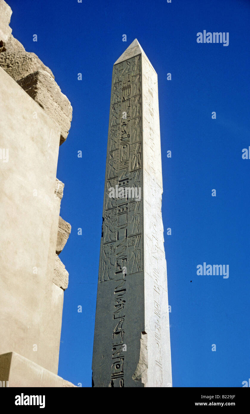 Obelisk erected by Queen Hatshepsut 1473 1458BC The obelisk is made of red granite and is 96 feet 29 56 metres high Temple of A Stock Photo