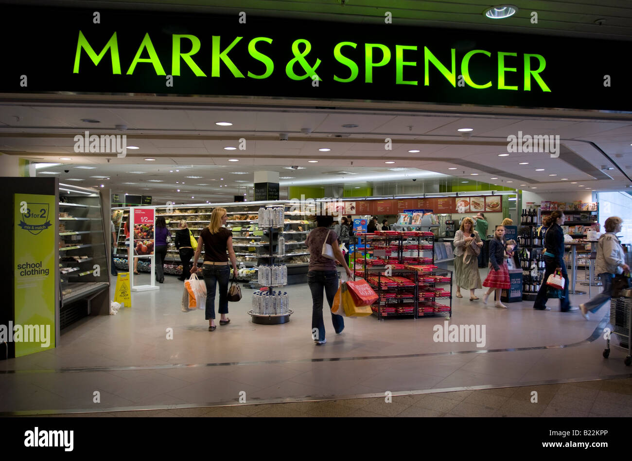 Mark's & Spencer thecentre:mk MIlton Keynes Shopping Centre Buckinghamshire Stock Photo