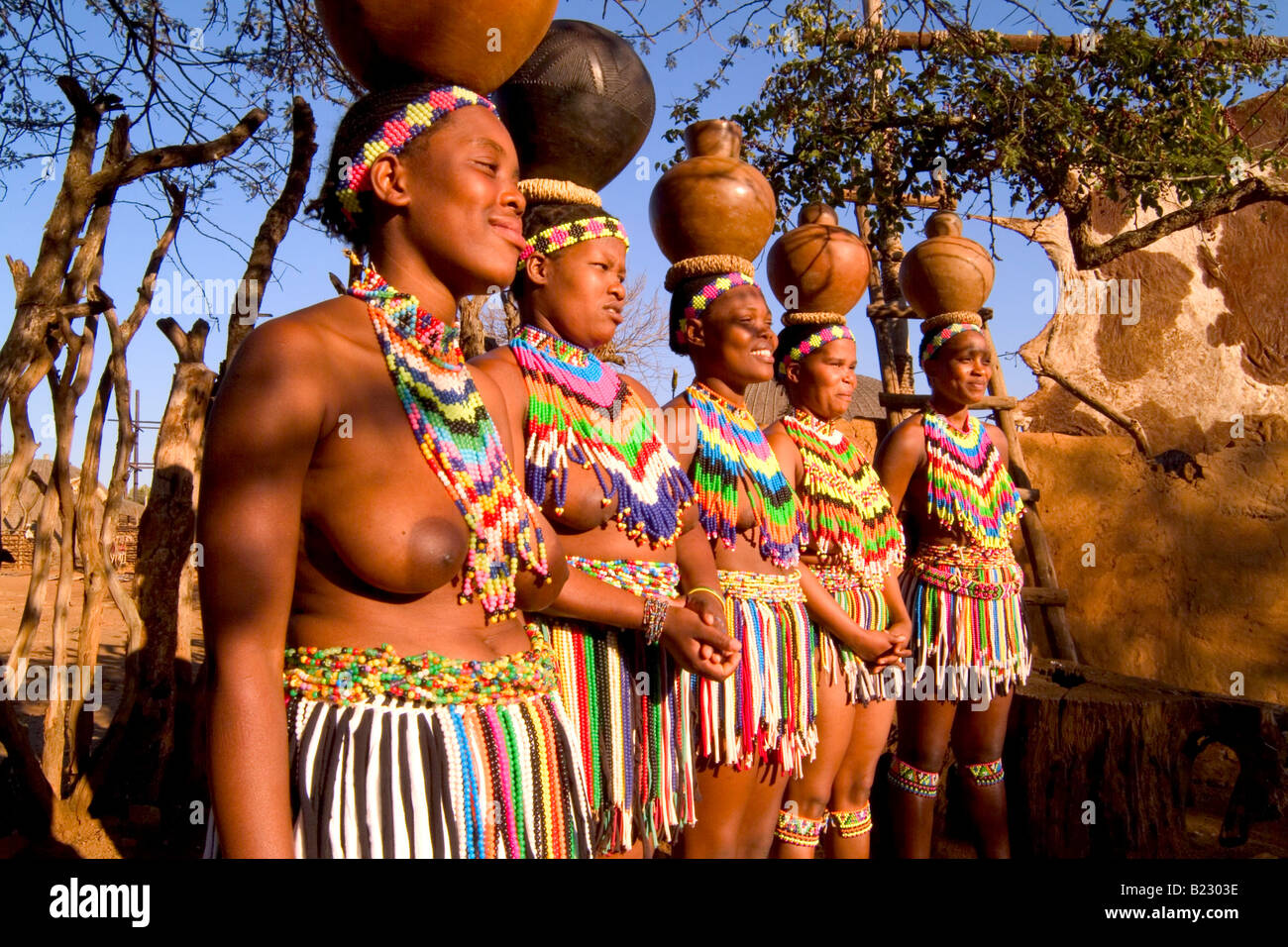 Zulu tribes women dancing in traditional clothing Shakaland Zululand KwaZulu-Natal South Africa Stock Photo