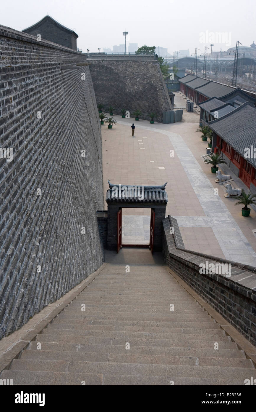 Open gate photos hi-res stock photography and images - Alamy