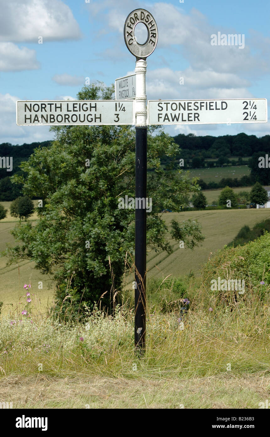 Freshford Signposts Old direction signpost hi-res stock photography and images - Alamy