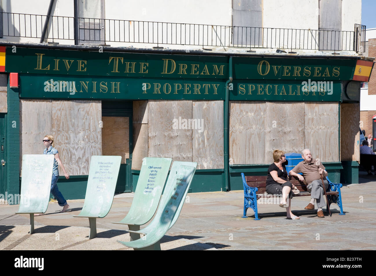Porthcawl estate agency hires stock photography and images Alamy