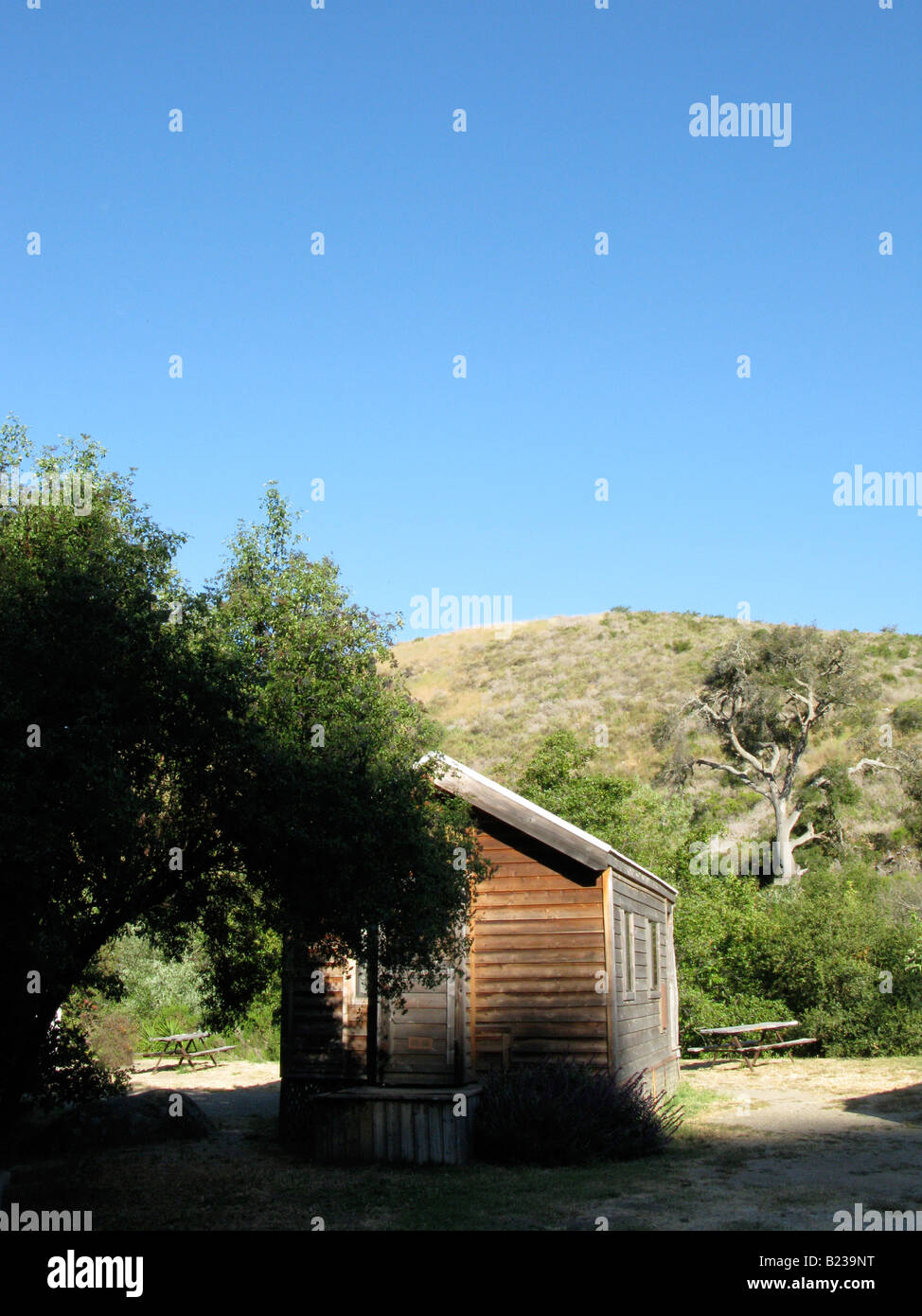 Cabin hi-res stock photography and images - Alamy