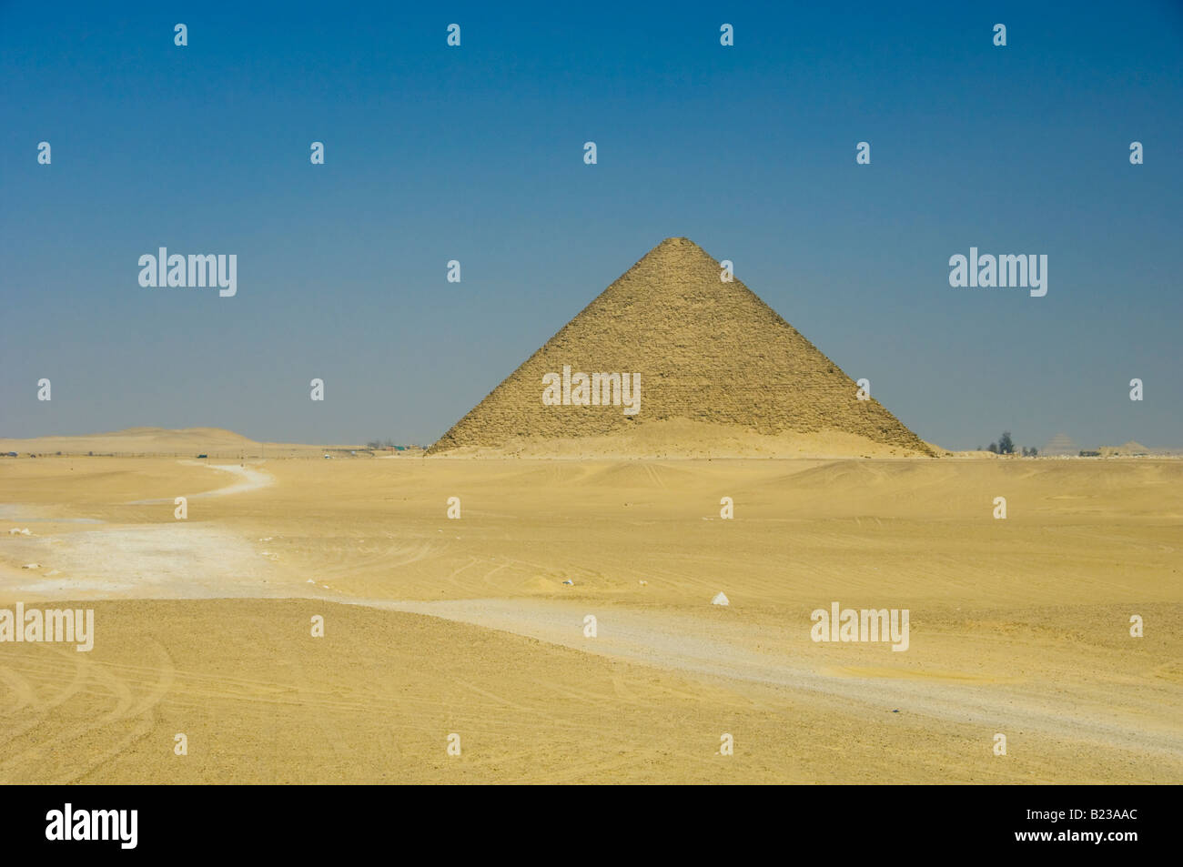 The Red Pyramid of Snefru near Dashur Egypt Stock Photo - Alamy