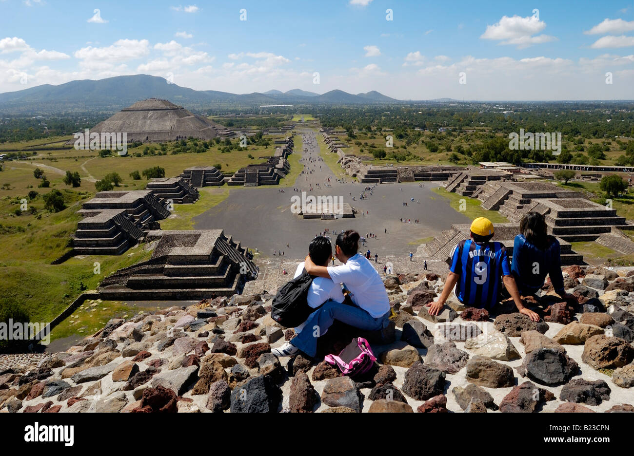 Tourists at archeological site Avenue of the Dead Teotihuacan Mexico Stock Photo