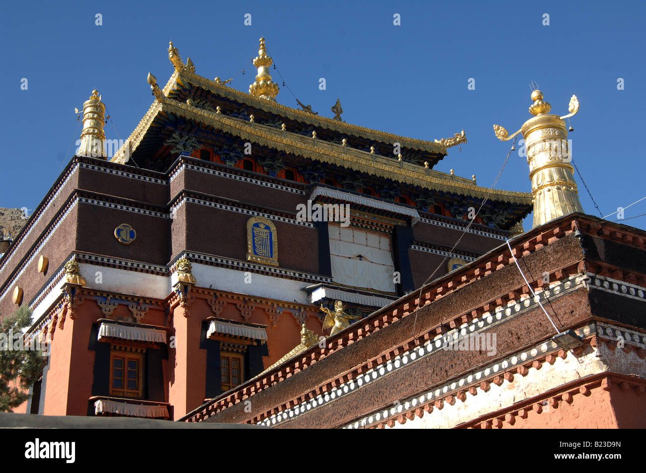 Low angle view of temple, Jokhang Temple, Lhasa, Tibet, China Stock Photo