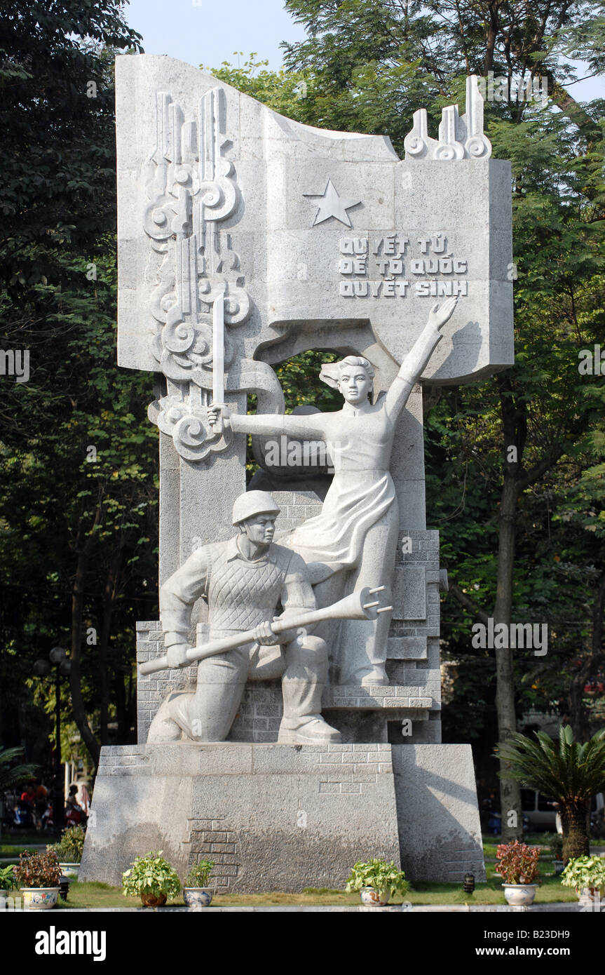 Statues of war memorial in park, Hanoi, Vietnam Stock Photo Alamy