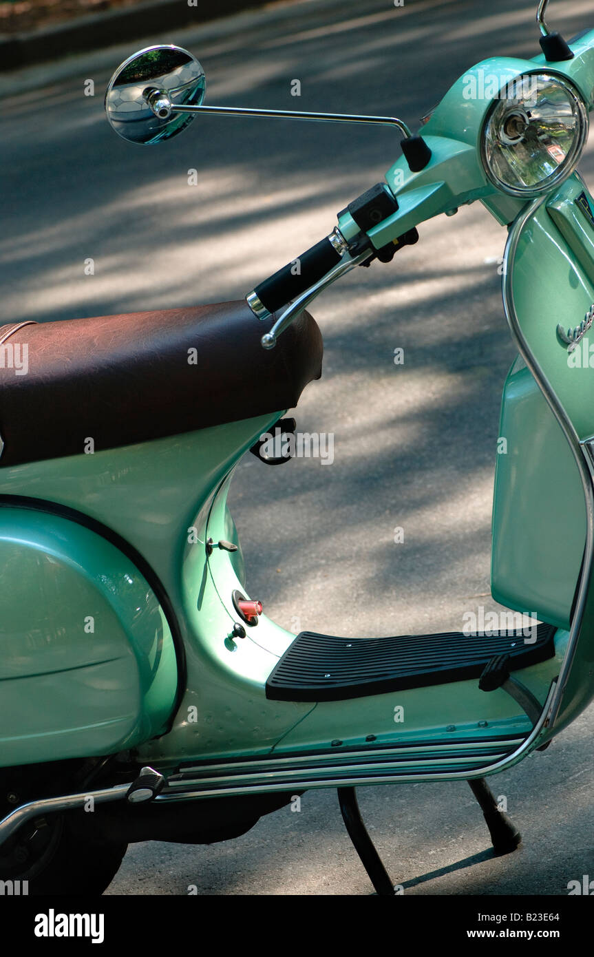 Vespa motorbike parked on a Chicago street Stock Photo Alamy