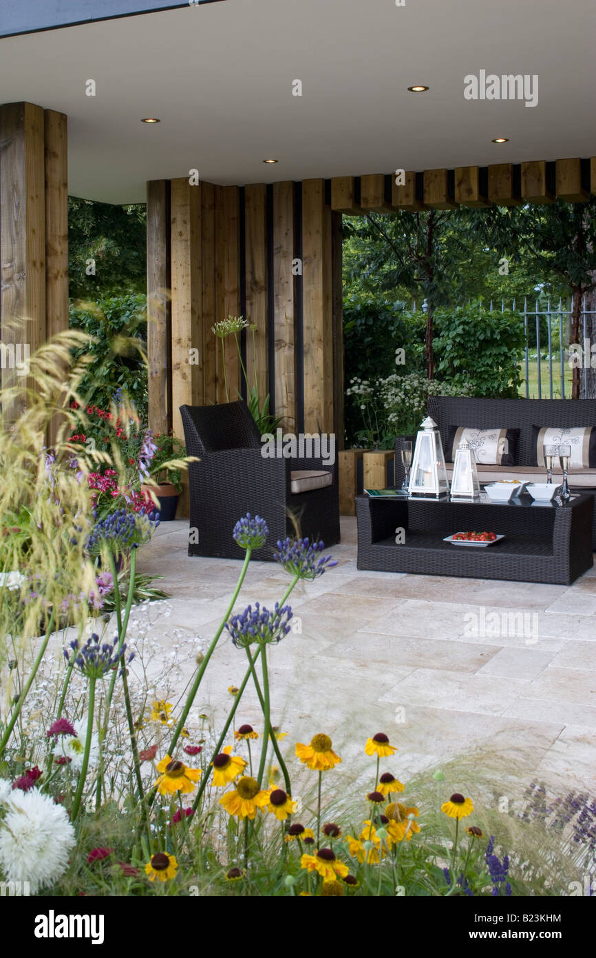 The Homebase Room with a View, 2008 Hampton Court Palace Flower Show