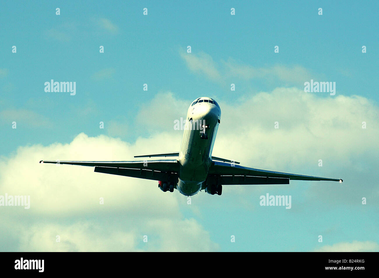 Aircraft landing at Manchester Airport Stock Photo