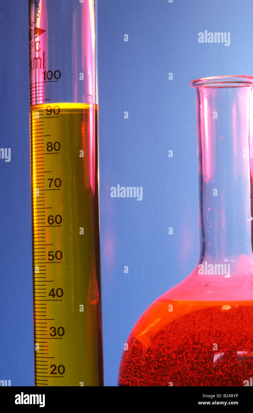 LABORATORY GLASSWARE FLASK AND GLASS CYLINDER Stock Photo Alamy