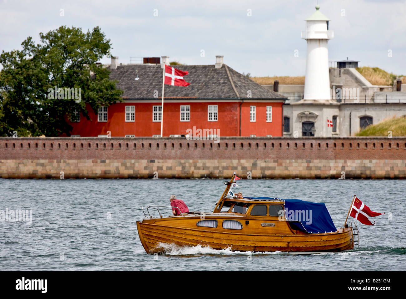 Wooden motor boat hi-res stock photography and images - Alamy