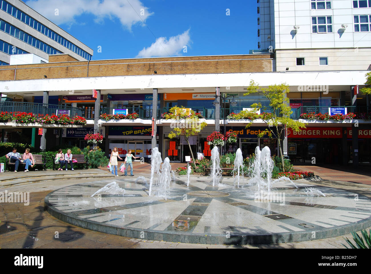 Bracknell town centre hires stock photography and images Alamy
