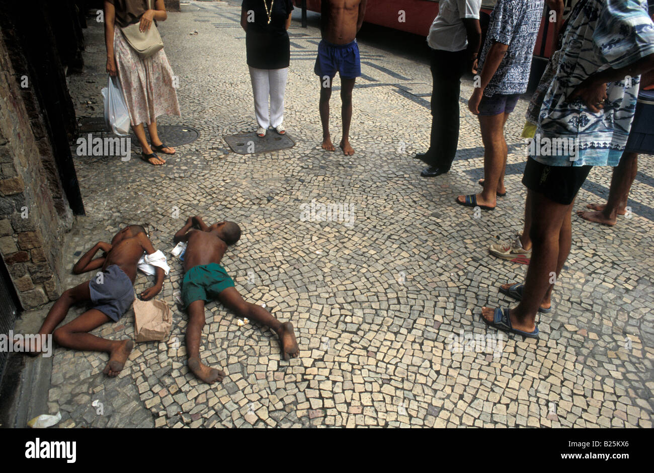 Street children sleeping in Copacobana an otherwise affluent neighbourhood of Rio Stock Photo
