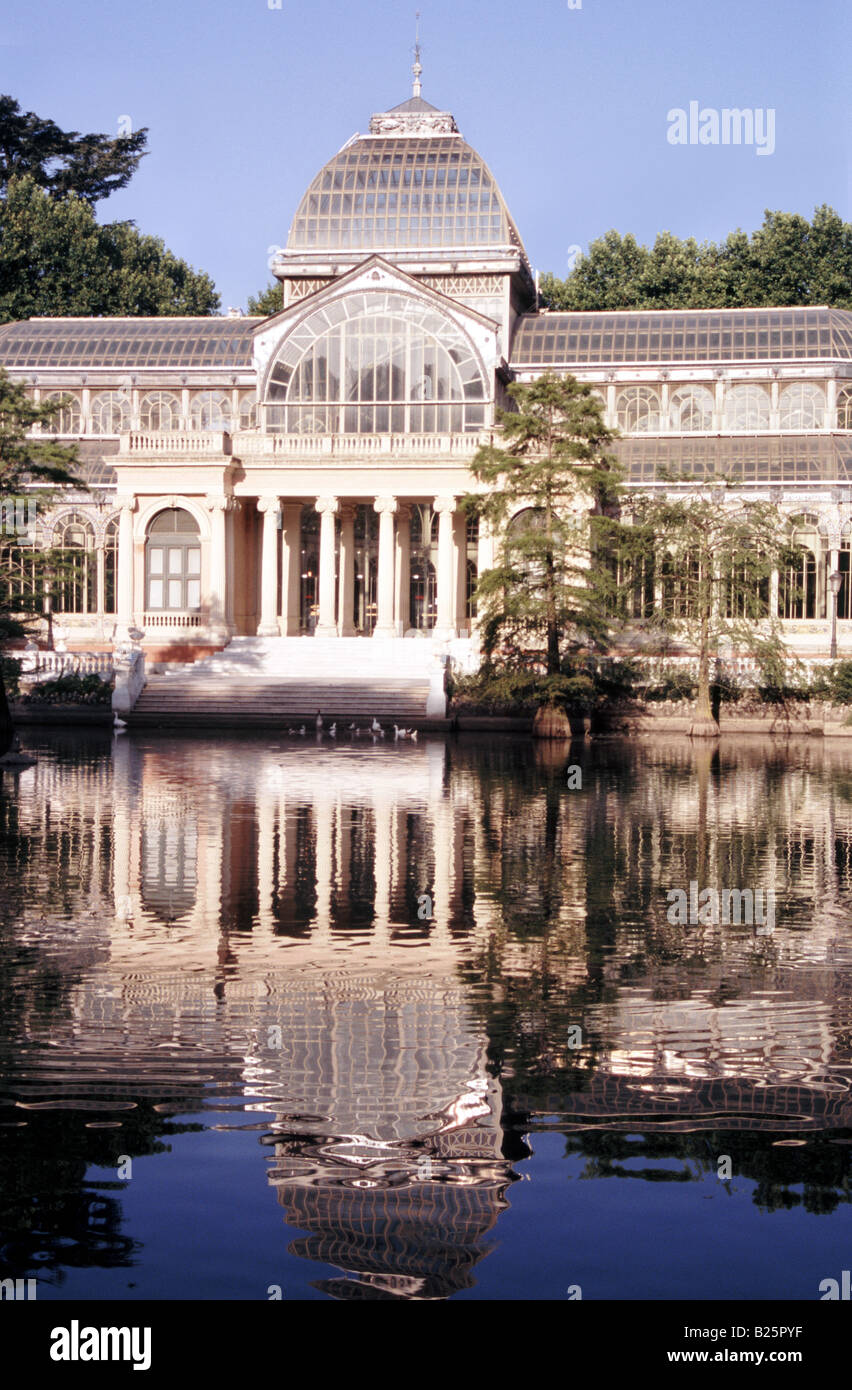 The Palacio de Cristal Palace, Parque del Retiro Park, Madrid, Spain Stock Photo