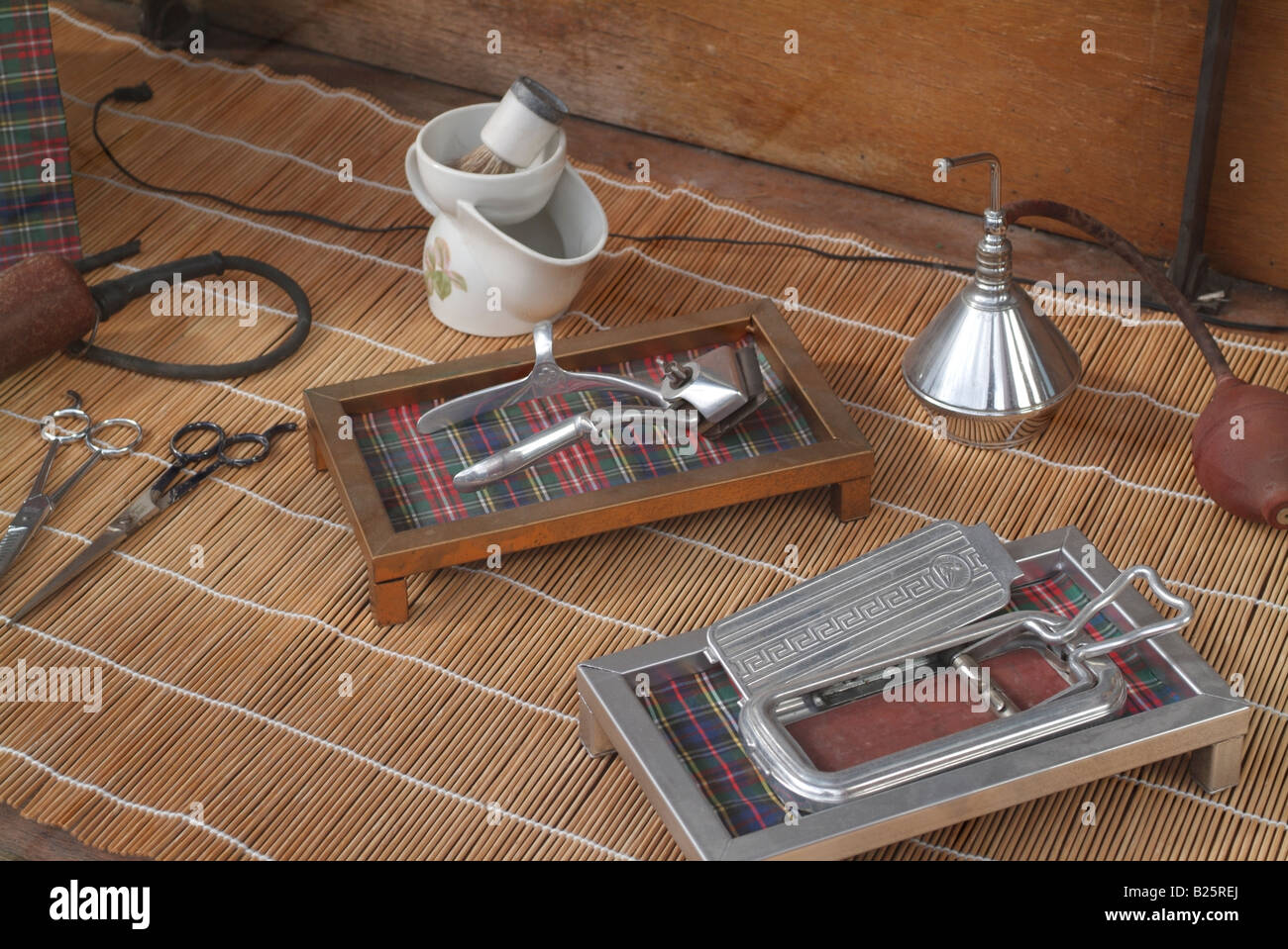 Hairdresser salon 1950s High Resolution Stock Photography and Images