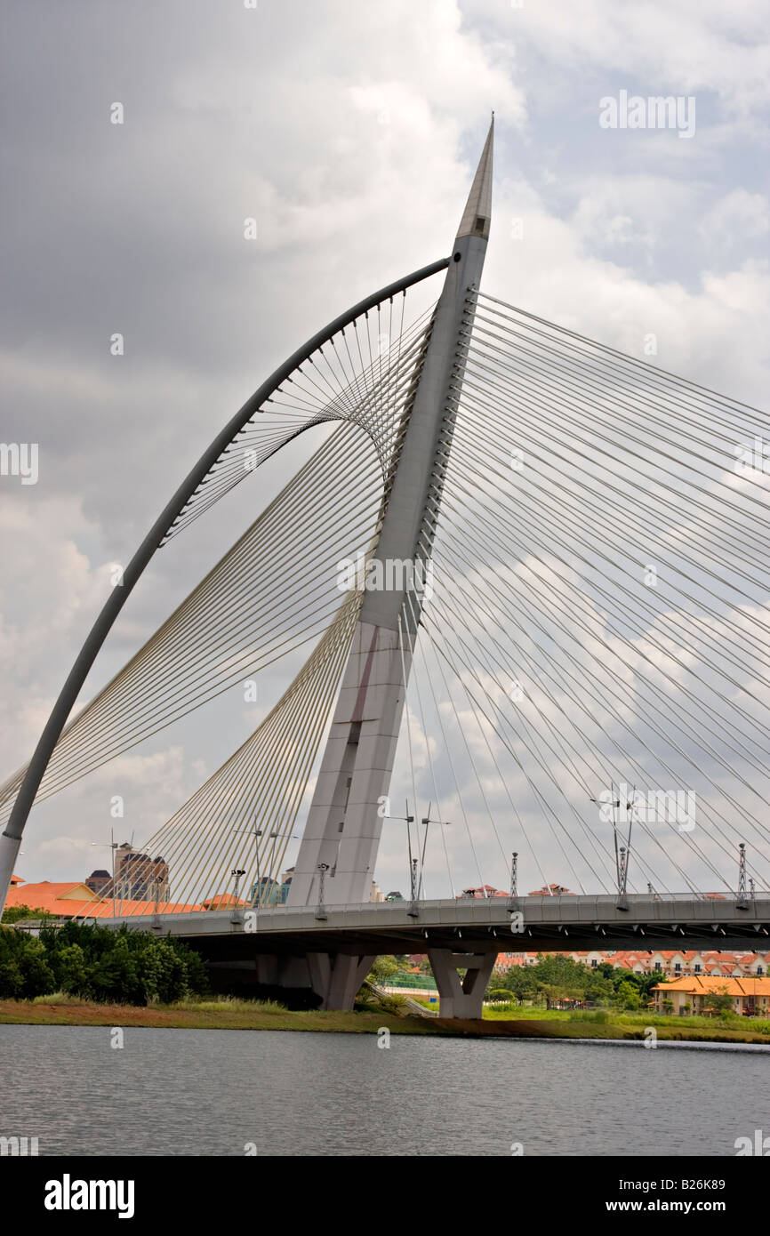 Seri Wawasan Bridge, Putrajaya Malaysia Stock Photo