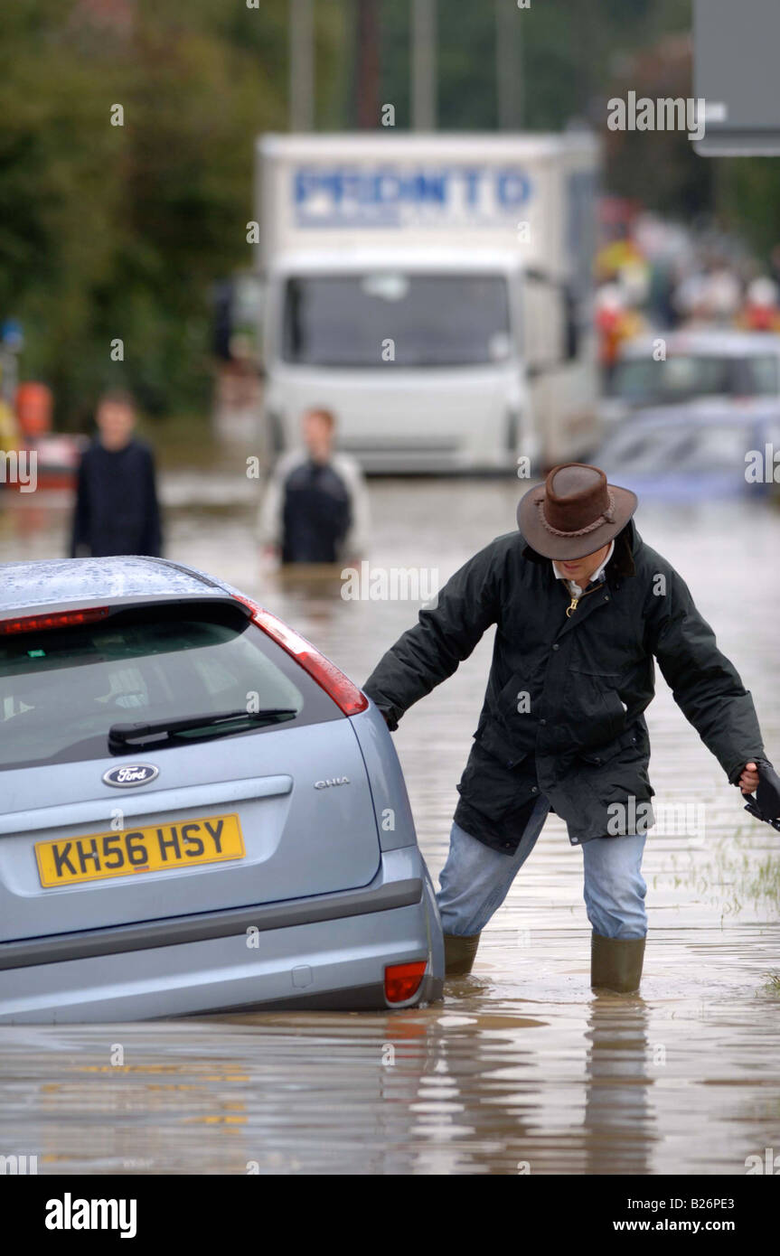 Car stranded in floods hi-res stock photography and images - Alamy