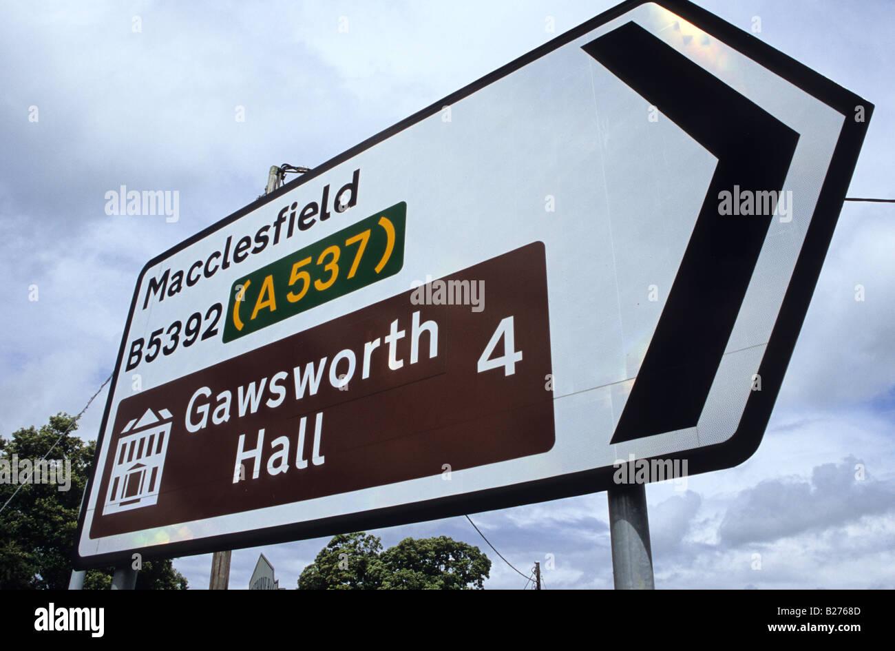 A537 Macclesfield And Gawsworth Hall Sign Stock Photo