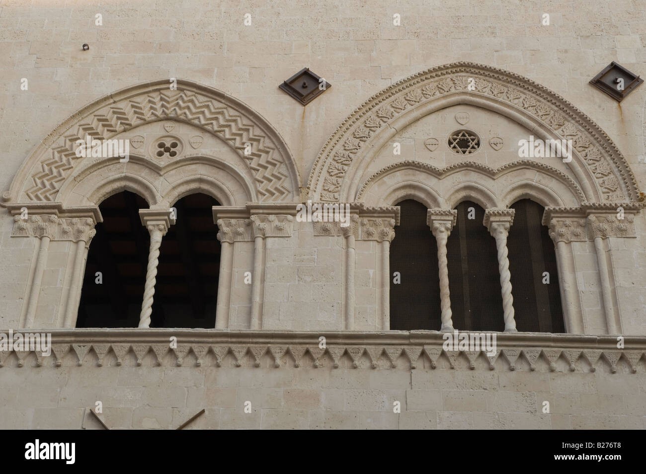 Perpendicular and gothic architecture Cut Out Stock Images & Pictures ...