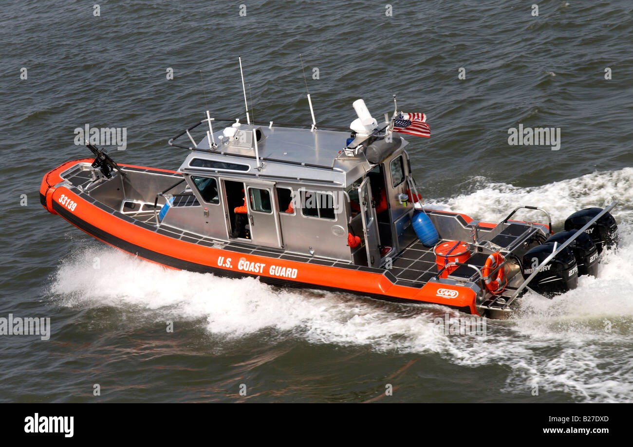US Coast Guard in Upper New York Bay Stock Photo