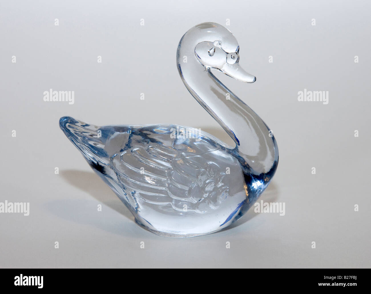 Glass swan hi-res stock photography and images - Alamy