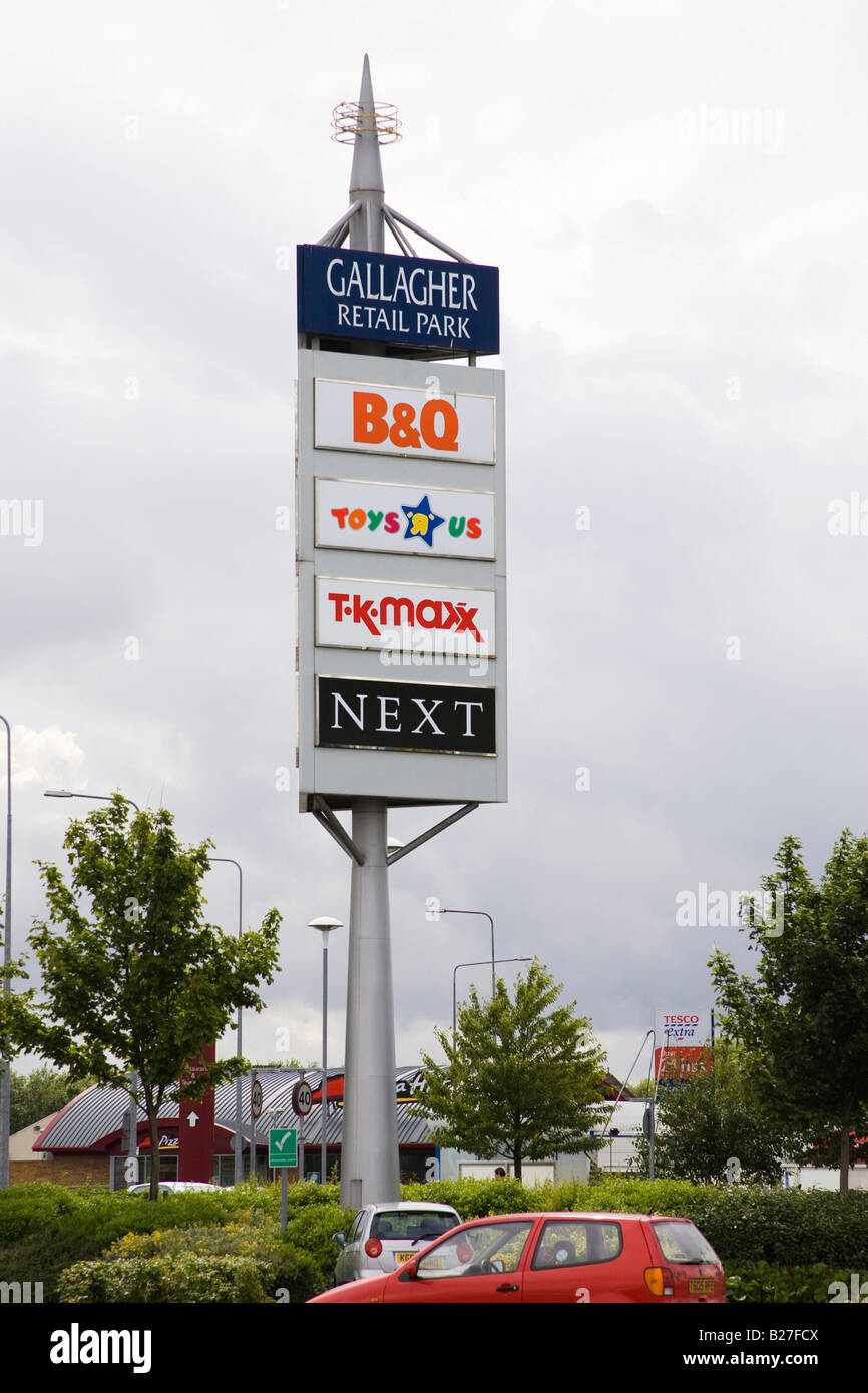 gallagher-retail-park-hi-res-stock-photography-and-images-alamy