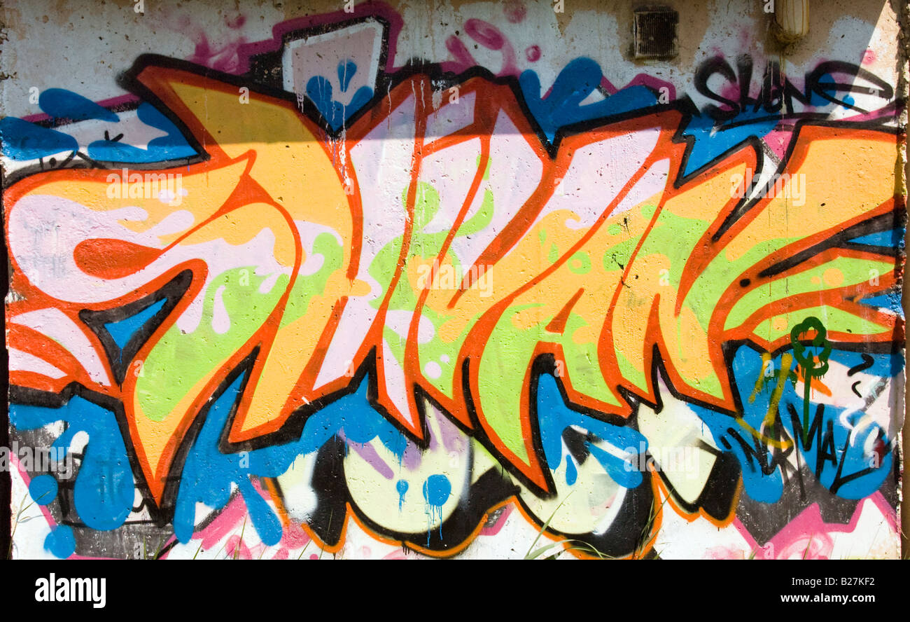 Graffiti art hi-res stock photography and images - Alamy
