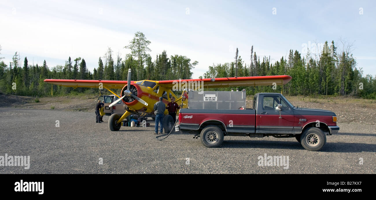 Servicing/Fueling airplane, McCarty Airstrip, Wrangell Mountain Air, McCarthy, Alaska, USA Stock Photo