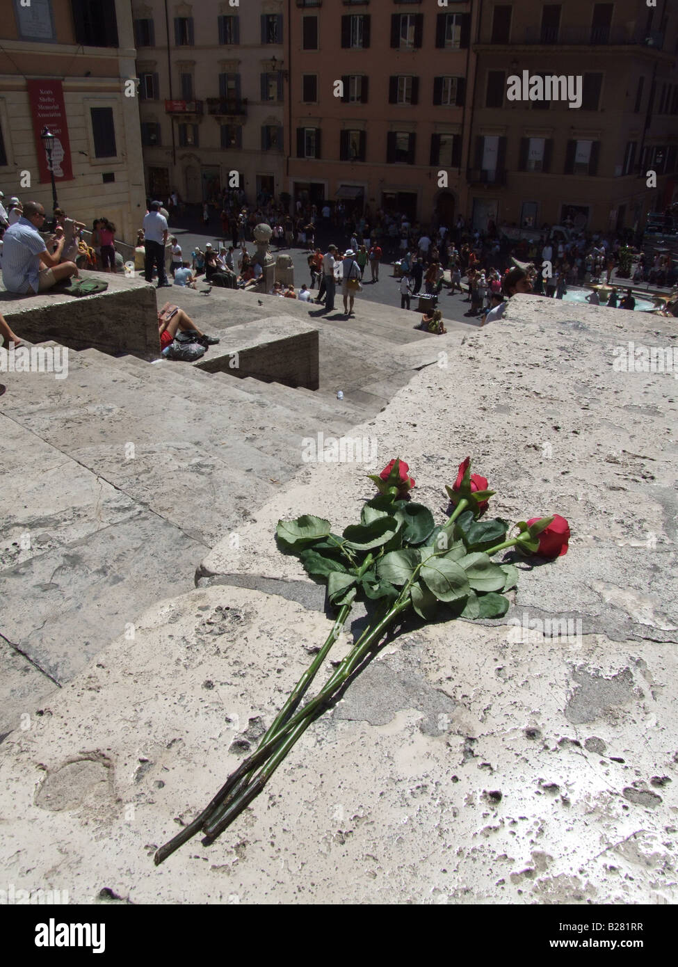 Red Roses Italy three red roses on the spanish steps in rome italy Stock Photo - Alamy