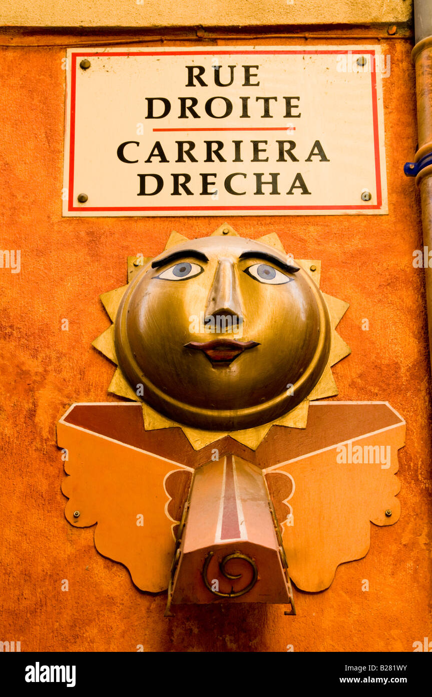 Rue Droite street sign and decorative metalwork on wall, Vieux Nice, Cote d'Azur, France Stock Photo